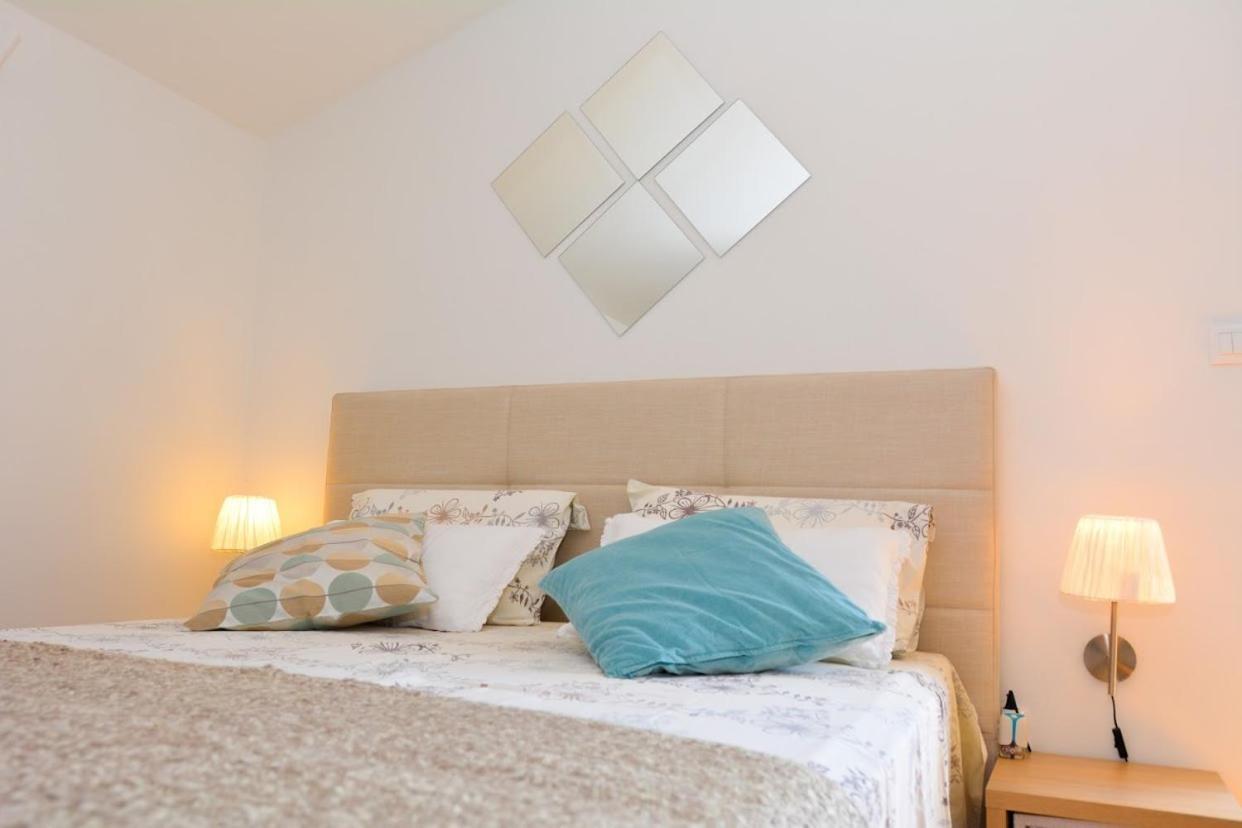 Apartment And Room Sveti Jakov Dubrovnik Ngoại thất bức ảnh