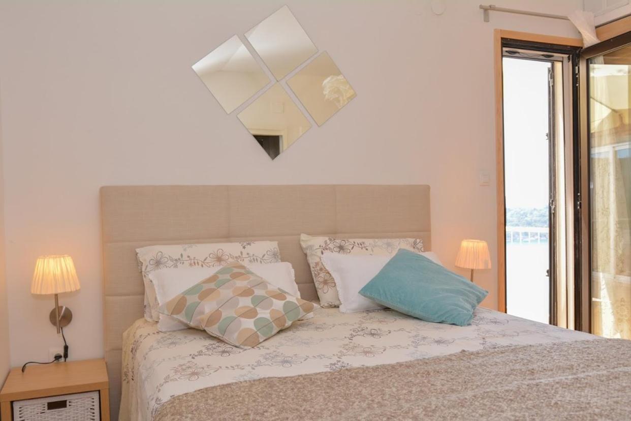 Apartment And Room Sveti Jakov Dubrovnik Ngoại thất bức ảnh